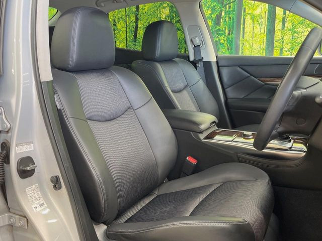 �y�n�[�t���U�[�V�[�g�z�������ƍ���S�n�𗼗������l�C�̃V�[�g���w�ʁE���ʂ̃t�@�u���b�N�f�ނ́A�ʋC���̗ǂ��⊊��ɂ����ɗD��Ă��܂��B�C���╞���ɍ��E���ꂸ���K�ɂ���肢�������܂��B