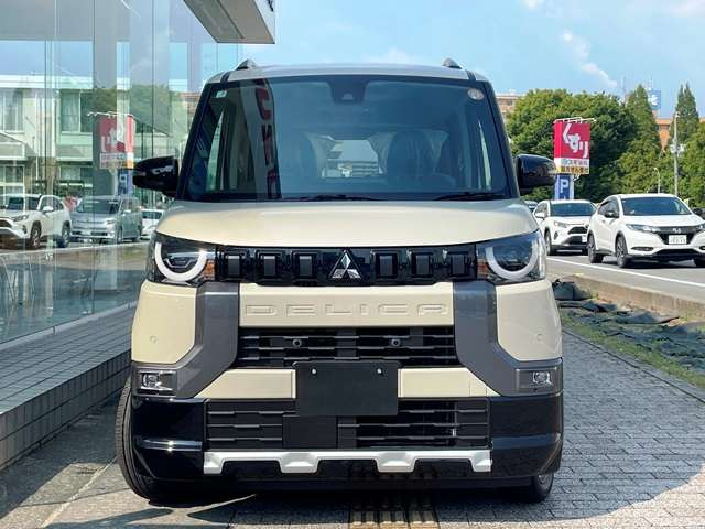 デリカミニG プレミアム リミテッド エディション