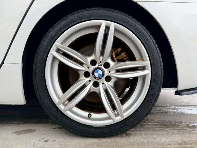 気になるお車がありましたら右の電話番号から直接お店にお問い合わせください。支払方法から車両情報、状態までなんでもご説明させて頂きます。スタッフ一同ご連絡お待ちしております。