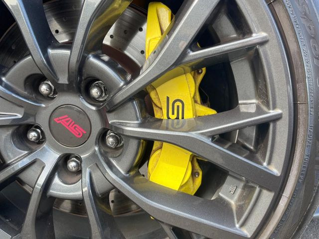 �y�u�����{���L�����p�[�z�n�C�p���[�ԗ��ɂ͋��͂ȃu���[�L���K�{!���E�̃X�[�p�[�J�[�ɂ��̗p�����C�^���A�̍������[�J�[�u�u�����{�v�𑕒�!�F�N�₩�ȃL�����p�[���X�|�[�e�B�Ȉ�ۂ��������Ă܂���