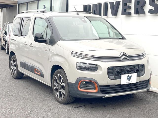 �������t�т̕ۏ؂̑��A���S�̍Œ�3�N�E���s�������ۏ�(�L��)�����p�ӁB�A���Ԃ����S���Ă��y���݂���������l�A�ۏؓ��e���[���͂������A�����_��&�I�C�������⃍�[�h�T�[�r�X���t�т��Ă���܂��B