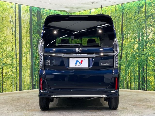 安心の最長10年・走行無制限保証(有償)をご用意。保証内容も充実はもちろん、無料点検&オイル交換や、年中無休の全国・24時間ロードサービスも付帯されておりますのでご安心下さい。