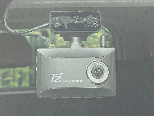 �y�h���C�u���R�[�_�[�z�h���C�u���R�[�_�[����!���s���͂������A������^�]�⎖�̂ɑ��������ہA�f���ŋL�^���A����̃��X�N�ɔ����܂��B���L�^�pSD�J�[�h�͂��q�l�����g�ł��������������K�v������܂��B