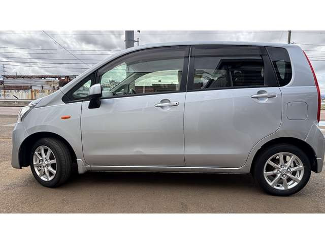 ステラL リミテッド スマートアシスト 4WD