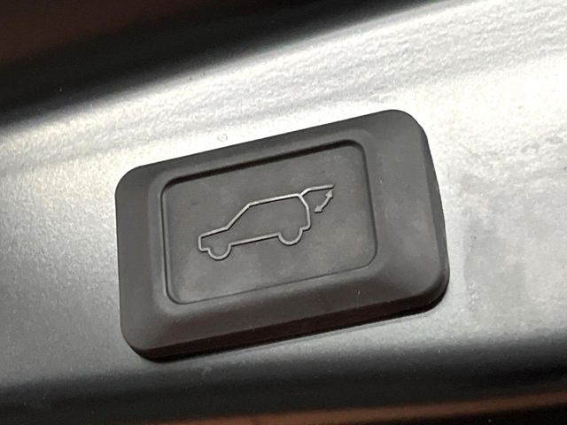 �y�p���[�o�b�N�h�A�z�X�}�[�g�L�[��^�]�Ȃ̃{�^�������������Ń��A�Q�[�g�������ŊJ���܂�!�ו��������Ă��鎞��A�����ʒu�ɂ���o�b�N�h�A��߂�ۂɕ֗��ȋ@�\�ł���