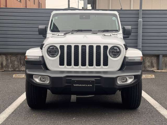 ラングラーアンリミテッド サハラ 4WD