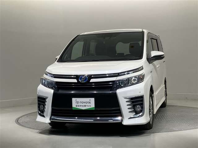 ヴォクシー1.8 ハイブリッド ZS