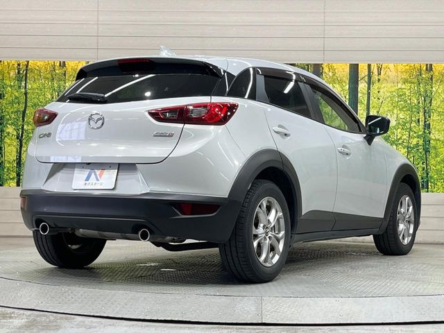 ☆全国のネクステージからお取り寄せが可能※!遠方の店舗に展示してあるクルマが気になる場合も、最寄りの店舗でご覧いただくことが可能です!是非私たちに要望をお聞かせください!※別途費用