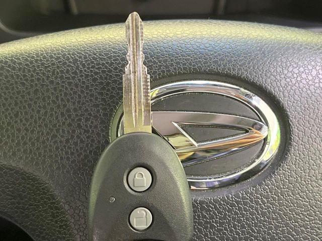 �y�L�[���X�z�������ꂽ�ꏊ����ł��{�^����Ńh�A�̊J���E�{�����ł���̂łƂ��Ă��֗�!�h�A�̌�������ɏ������邱�Ƃ�����܂����