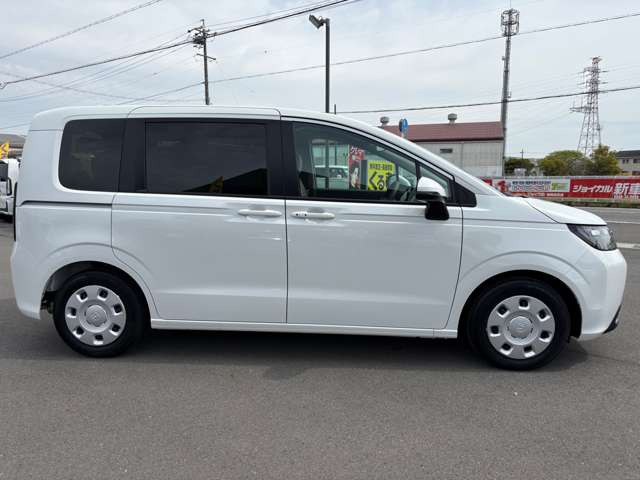 フリード1.5 e:HEV エアー