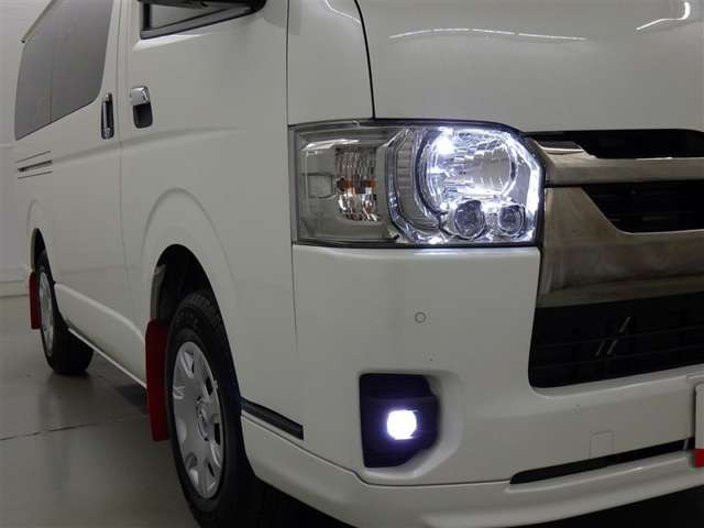 ハイエースバン