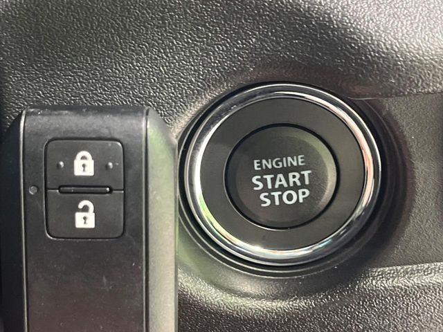 �y�L�[���X�X�^�[�g�V�X�e���z�J�o����|�P�b�g�ɓ��ꂽ�܂܂ł��h�A�̎{���E�������\�ȃX�}�[�g�L�[�𑕔��B�G���W���̃I���E�I�t�����J�M�����o���K�v����������Ƃ��Ă��֗��ł���