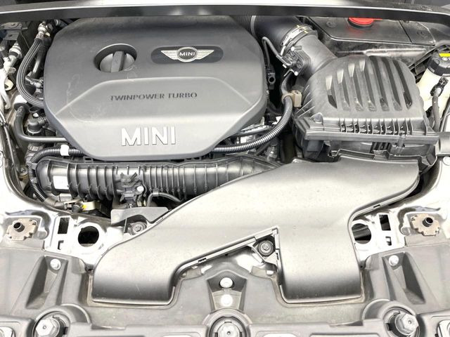 �����X�ł́A�e���[�J�[�̐�p�f�f�e�X�^�[�𓱓��B���Ǝ��i�����e�N�j�J���X�^�b�t���풓���Ă���܂��̂ŁA������̍ۂɂ����S���Ă����p���������܂��B