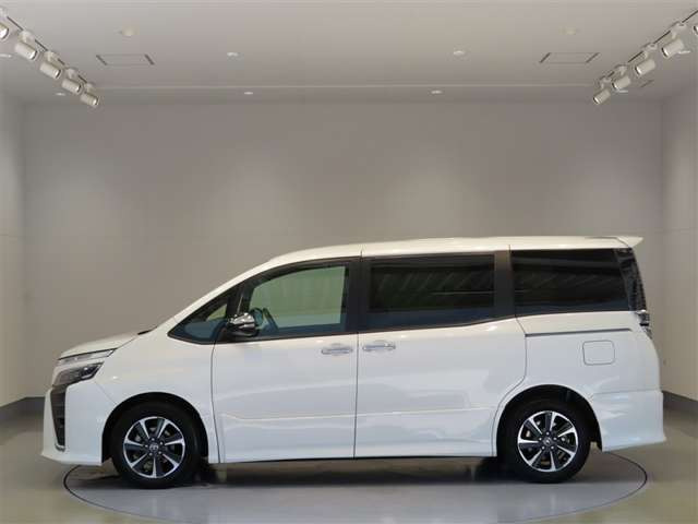 ヴォクシー2.0 ZS 煌III