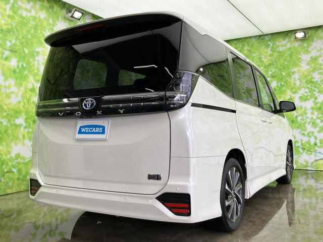 ヴォクシー1.8 ハイブリッド S-Z