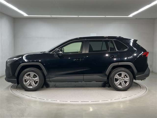 RAV42.5 ハイブリッド X