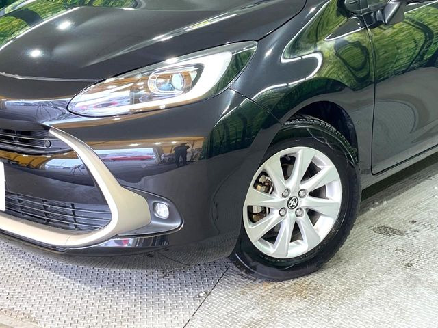 �yLED�w�b�h���C�g�z���V����ԑ��s�����ǍD�Ȏ��E���m�ۂ����S���ĉ^�]�ł��鍂�P�xLED�w�b�h���C�g�𑕔�!�_�����x�������A����d�͂��}�����Ă��܂��B