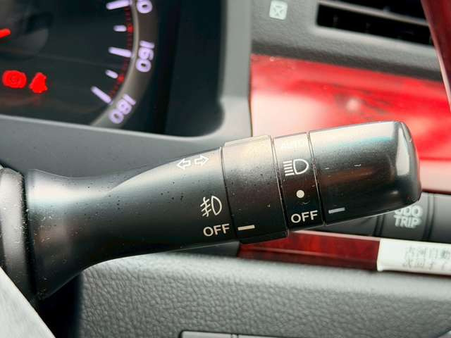 �C�ɂȂ邨�Ԃ�����܂�����E�̓d�b�ԍ����璼�ڂ��X�ɂ��₢���킹���������B�x�����@����ԗ����A��Ԃ܂łȂ�ł������������Ē����܂��B�X�^�b�t�ꓯ���A�����҂����Ă���܂��B