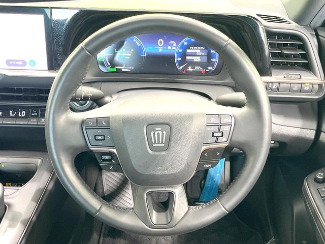 �y�����v�����X�e�A�����O�z�㎿�Ȋv���g�p���邱�ƂŁA��ɂ����������݂ƂĂ��^�]���₷���n���h���ł���