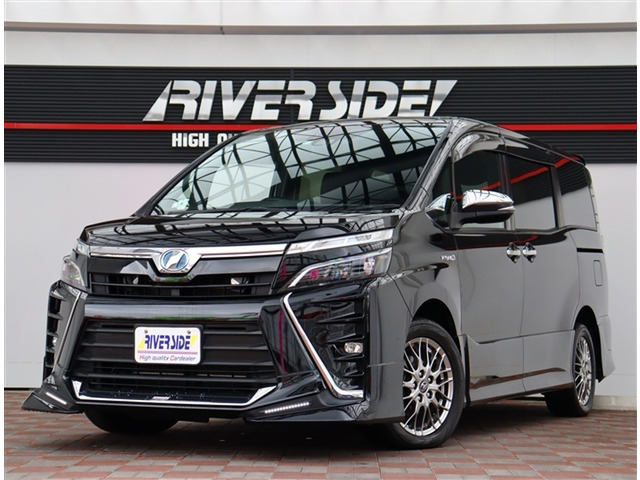 ヴォクシー1.8 ハイブリッド ZS 煌