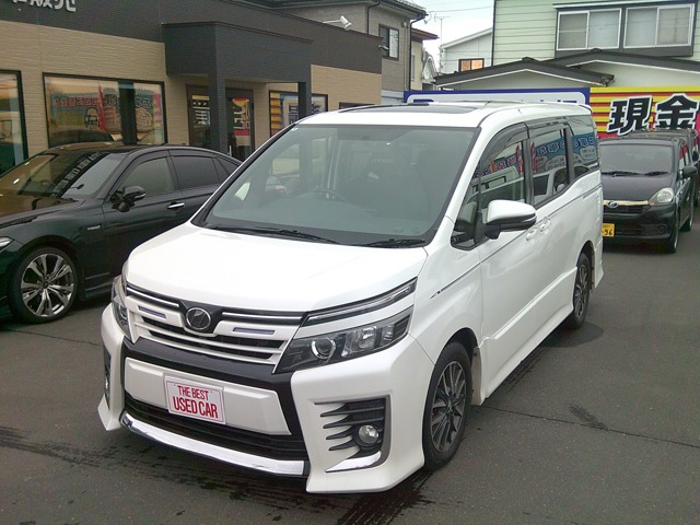 ヴォクシー2.0 ZS 4WD