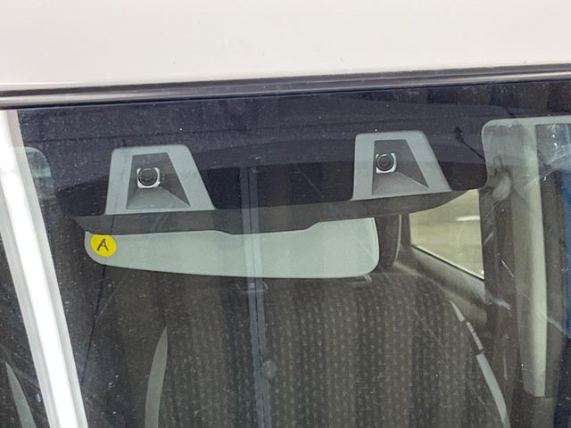 �y�X�Y�L �Z�[�t�e�B�T�|�[�g�z���s���ɑO���̎ԗ�����F�����A�Փ˂������Ȏ��͌x��ƃu���[�L�ŏՓˉ���Ɣ�Q�y�����A�V�X�g�B�����S�Ƀh���C�u�����y���݂��������܂��B