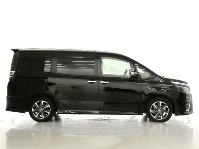 ヴォクシー2.0 ZS 煌III