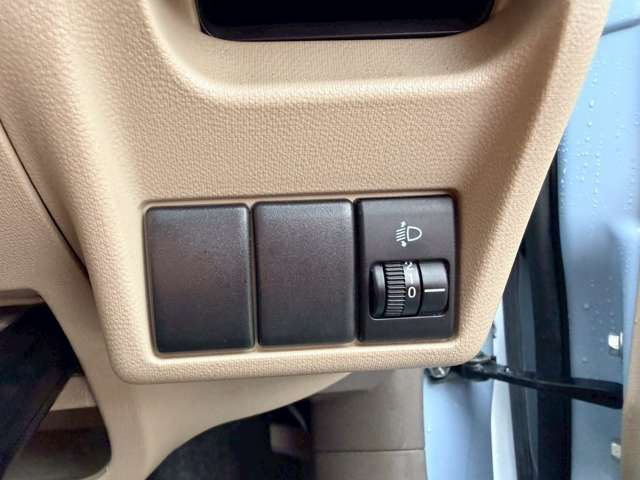 �C�ɂȂ邨�Ԃ�����܂�����E�̓d�b�ԍ����璼�ڂ��X�ɂ��₢���킹���������B�x�����@����ԗ����A��Ԃ܂łȂ�ł������������Ē����܂��B�X�^�b�t�ꓯ���A�����҂����Ă���܂��B