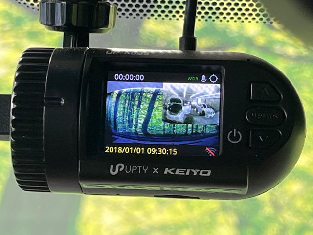 �y�h���C�u���R�[�_�[�z�h���C�u���R�[�_�[����!���s���͂������A������^�]�⎖�̂ɑ��������ہA�f���ŋL�^���A����̃��X�N�ɔ����܂��B���L�^�pSD�J�[�h�͂��q�l�����g�ł��������������K�v������܂��B