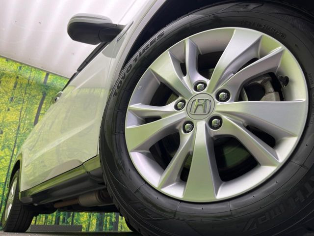 �y����16�C���`�A���~�z�C�[���z�O�ςɃ}�b�`���������A���~�z�C�[���𑕒����Ă���܂��B�e��ЊO�A���~�z�C�[����A�X�^�b�h���X�^�C�����戵�����Ă���܂��B���񂲑��k����������