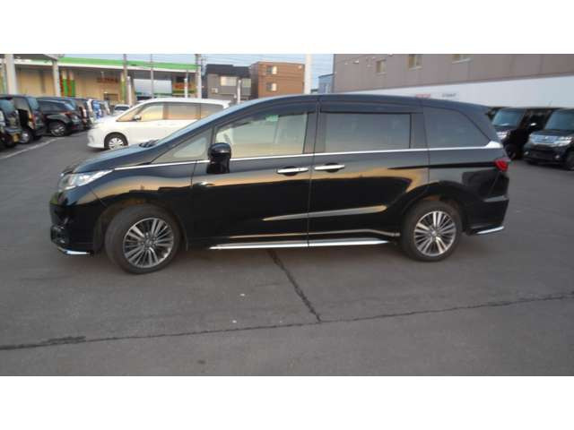 オデッセイ2.4 アブソルート EX ホンダ センシング 4WD