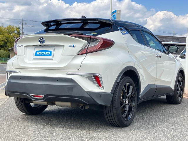 C-HRハイブリッド 1.8 G モード ネロ