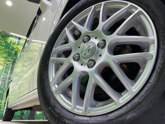 �y14�C���`�A���~�z�C�[���z�O�ςɃ}�b�`�����A���~�z�C�[���𑕒����Ă���܂��B�e��A���~�z�C�[����A�X�^�b�h���X�^�C�����戵�����Ă���܂��B���񂲑��k����������