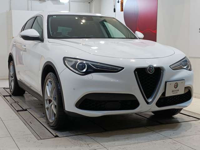 ステルヴィオファースト エディション 4WD