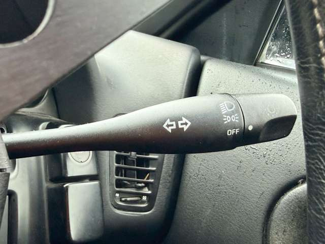 気になるお車がありましたら右の電話番号から直接お店にお問い合わせください。支払方法から車両情報、状態までなんでもご説明させて頂きます。スタッフ一同ご連絡お待ちしております。