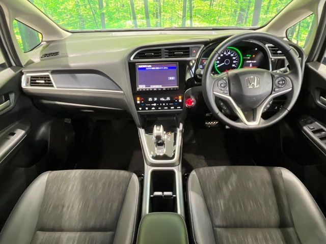 シャトル1.5 ハイブリッド X ホンダセンシング