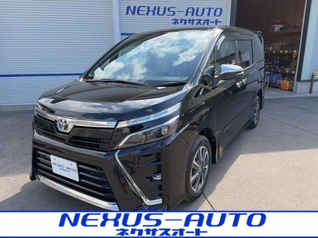 ヴォクシー2.0 ZS 煌III 4WD