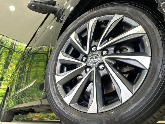 �y����17�C���`�A���~�z�C�[���z�O�ςɃ}�b�`���������A���~�z�C�[���𑕒����Ă���܂��B�e��ЊO�A���~�z�C�[����A�X�^�b�h���X�^�C�����戵�����Ă���܂��B���񂲑��k����������