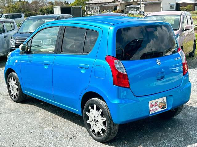 ���X�ł͌y�����Ԃ��畁�ʎԂ܂ŕ��L���I�[�����[�J�[�̎Ԏ�E�F�E�O���[�h��L�x�ɑ����Ă���܂��B