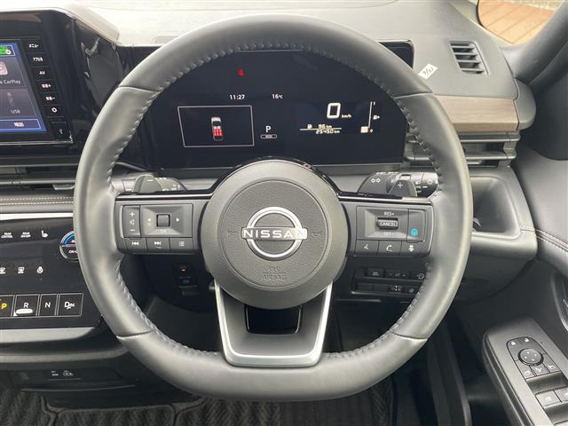 セレナ2.0 ハイウェイスターV 4WD