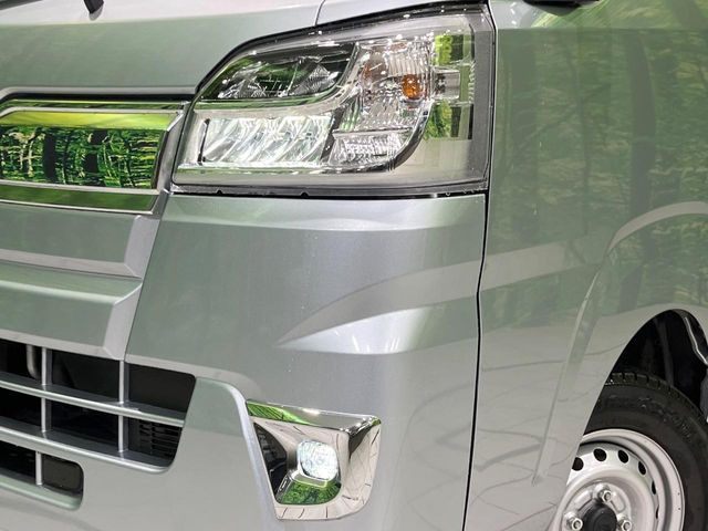 �yLED�w�b�h���C�g�z���V����ԑ��s�����ǍD�Ȏ��E���m�ۂ����S���ĉ^�]�ł��鍂�P�xLED�w�b�h���C�g�𑕔�!�_�����x�������A����d�͂��}�����Ă��܂��B