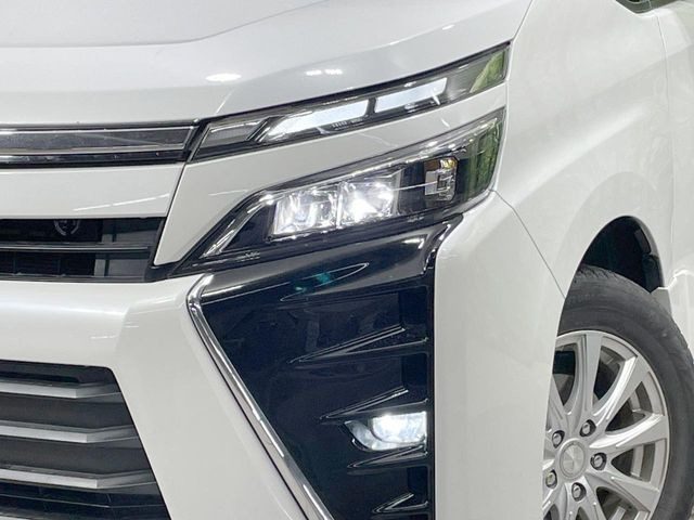 �yLED�w�b�h���C�g�z���V����ԑ��s�����ǍD�Ȏ��E���m�ۂ����S���ĉ^�]�ł��鍂�P�xLED�w�b�h���C�g�𑕔�!�_�����x�������A����d�͂��}�����Ă��܂��B