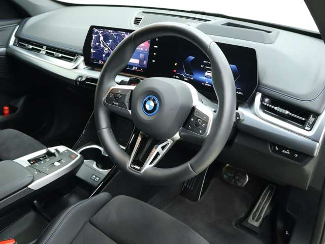 iX1xドライブ30 Mスポーツ 4WD