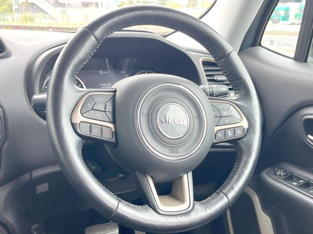 ���n���h�����̃X�������Ȃ��A���ꂢ�ȏ�Ԃ��ێ����Ă���܂��B�e�X�C�b�`���̓�����m�F�ς݂ł��B