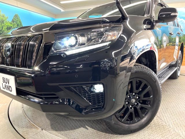 �yLED�w�b�h���C�g�z���V����ԑ��s�����ǍD�Ȏ��E���m�ۂ����S���ĉ^�]�ł��鍂�P�xLED�w�b�h���C�g�𑕔�!�_�����x�������A����d�͂��}�����Ă��܂��B