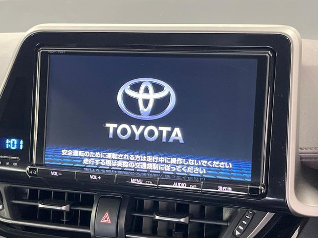 �y�����i�r�z�l�C�̏����i�r�𑕔����Ă���܂��B�i�r�̎g���₷���͂������A�I�[�f�B�I�@�\���[��!�L�����v�◷�s�͂������A�ʋ΂┃�����ȂǕ��i�̃h���C�u���y�����Ȃ�͂���