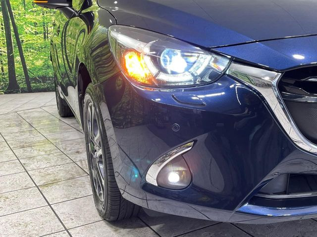 �yLED�w�b�h���C�g�z���V����ԑ��s�����ǍD�Ȏ��E���m�ۂ����S���ĉ^�]�ł��鍂�P�xLED�w�b�h���C�g�𑕔�!�_�����x�������A����d�͂��}�����Ă��܂��B