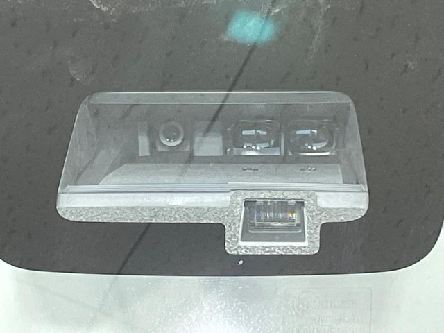 �y�X�Y�L �Z�[�t�e�B�T�|�[�g�z���s���ɑO���̎ԗ�����F�����A�Փ˂������Ȏ��͌x��ƃu���[�L�ŏՓˉ���Ɣ�Q�y�����A�V�X�g�B�����S�Ƀh���C�u�����y���݂��������܂��B