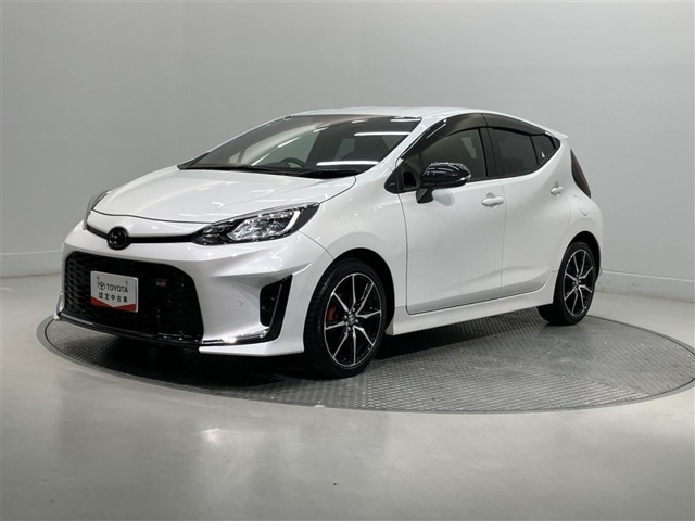 アクア1.5 GRスポーツ