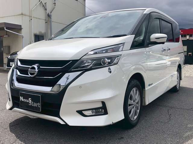 セレナ2.0 ハイウェイスター Vセレクション 4WD